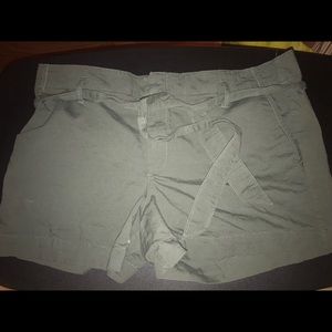 LOFT Shorts - Green LOFT tie waist shorts LOFT Shorts - Green LOFT tie waist shorts